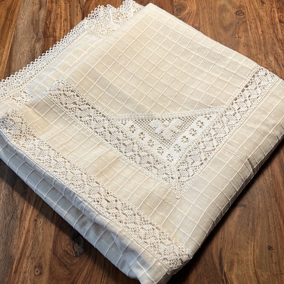 Cotton Cream Crochet, machine, Square TableCloth, 62” - Picture 11 of 11